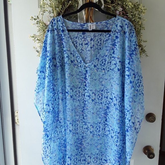 Women's Swimsuit Cover Up - Picture 2 of 5